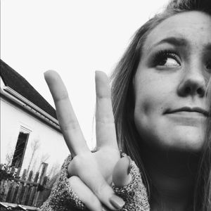 Meet your Posher, Rae